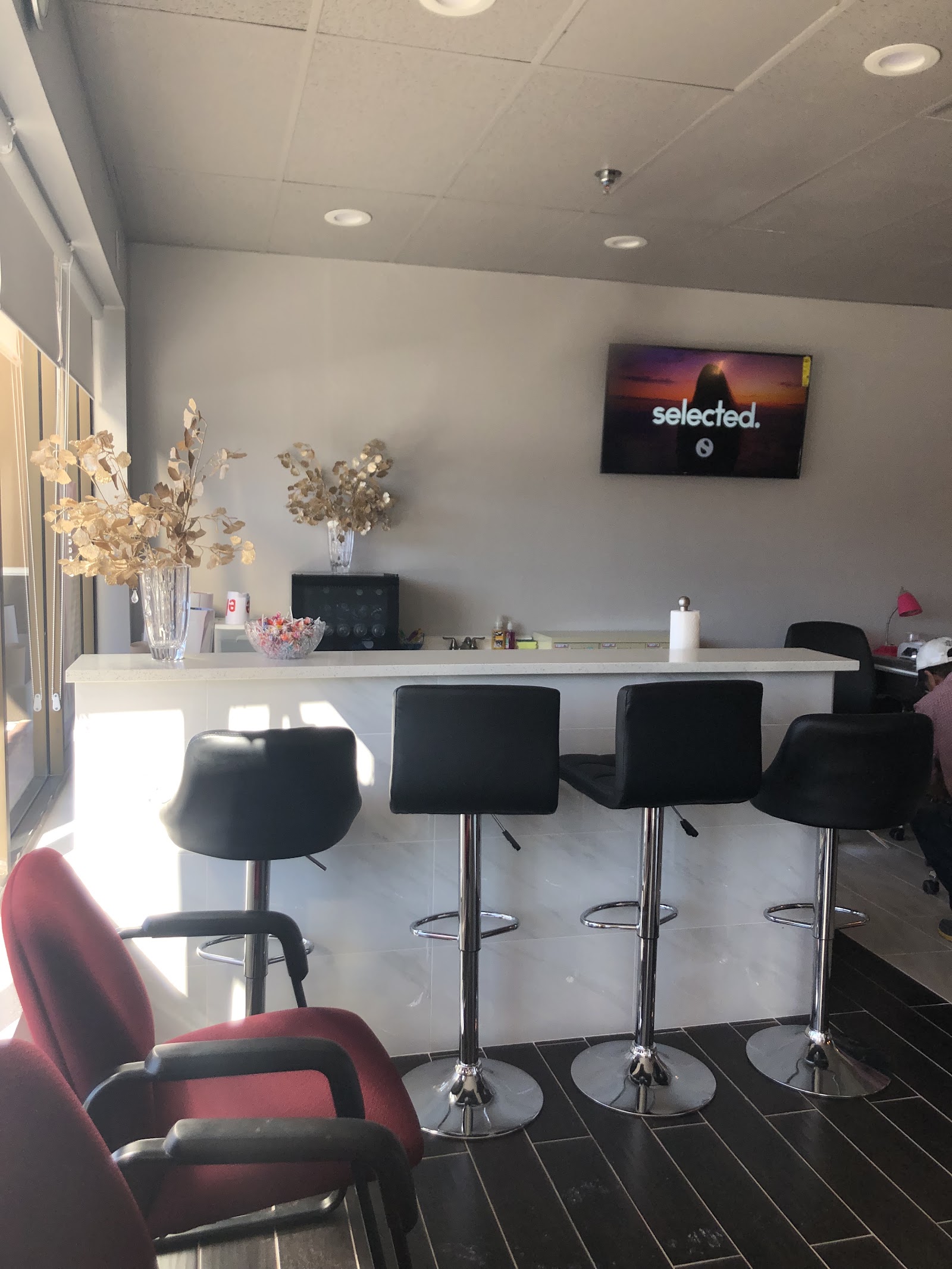Bora Bora Nails & Spa nail photo 6